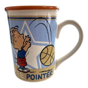 Peanuts Linus Basketball Mug – Gibson 2011 – Three Pointer – 4.5"